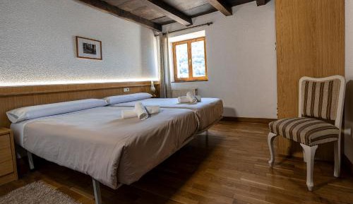 Single Room with Bathroom