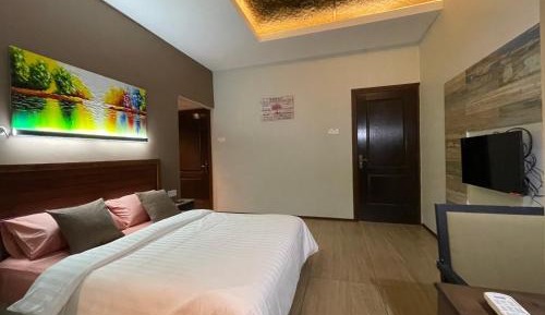 Deluxe Double Room with Balcony