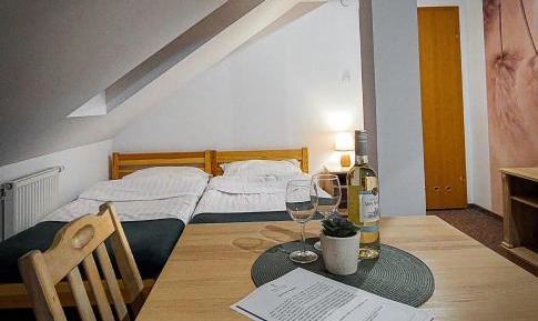 Apartment with Garden View