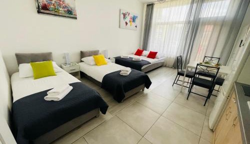 Quadruple Room with Private Bathroom