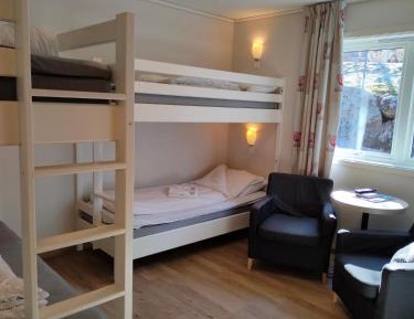 Quadruple Room with Private Bathroom