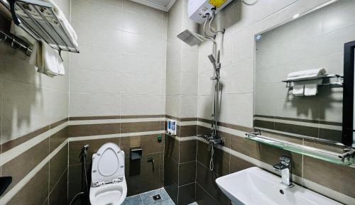 Deluxe Room (2 Adults + 1 Child)