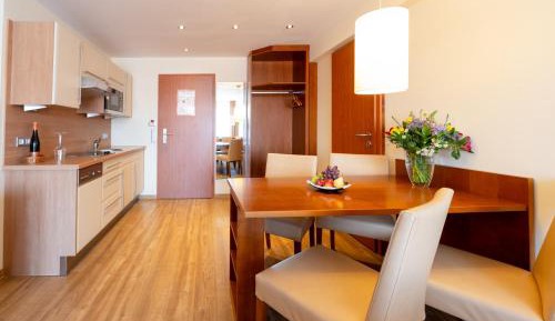 One Bedroom Apartment - Double Bed