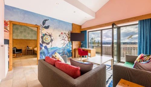 Duplex Apartment with Lake View