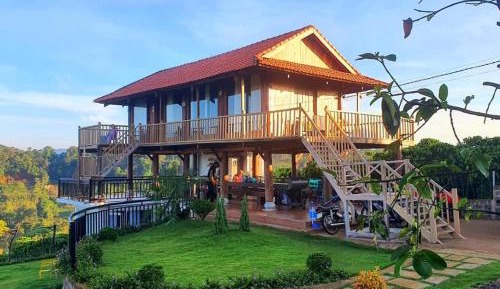 6-Bed Mixed Dormitory Room
