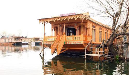 Deluxe Double Room with Lake View