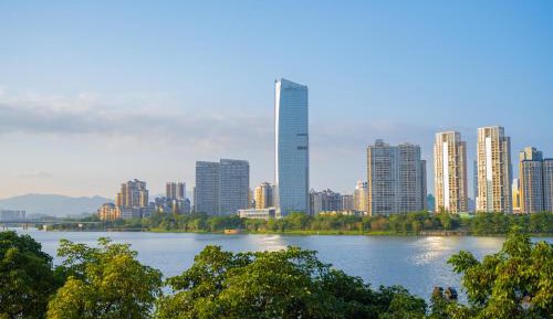 Large King Room with City View