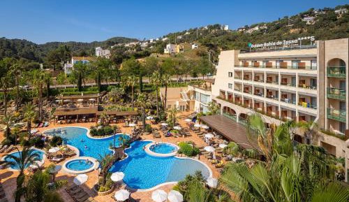 Double Room with Pool View