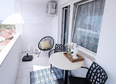 Studio with Sea View