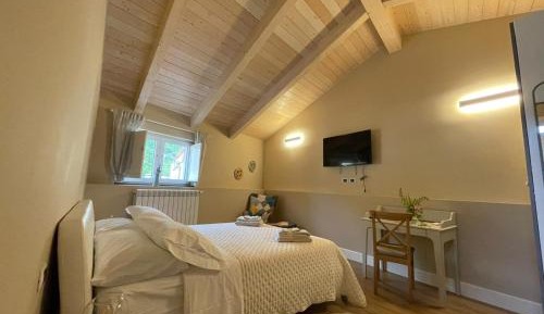 King Room with Mountain View