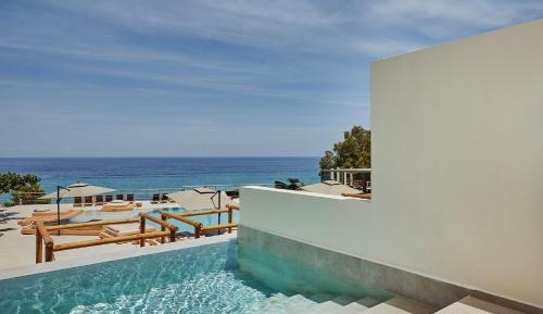 Junior Suite with Private Pool