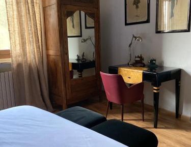 Large Double Room