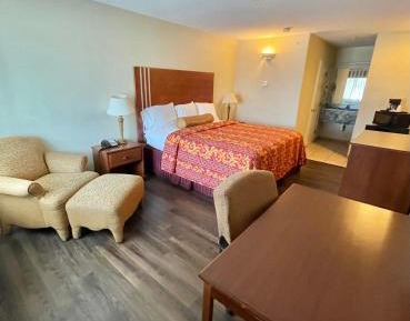 King Room - Non-Smoking