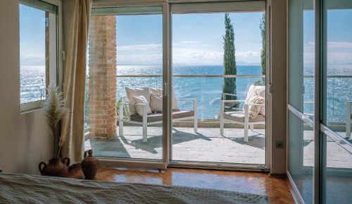 Villa with Sea View