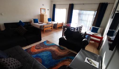 Apartment with Garden View