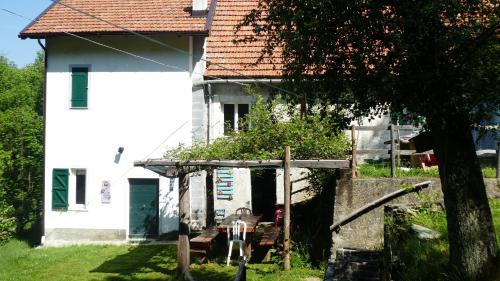 Apartment with Garden View