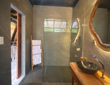 King Suite with Spa Bath