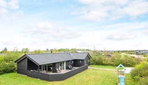 Four-Bedroom Vacation Home