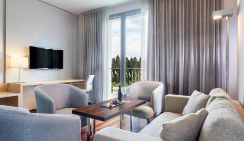 Executive Suite, King