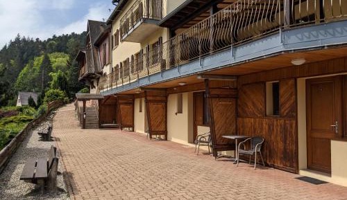 Twin Room with Mountain View