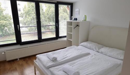 Budget Double Room with Private Bathroom