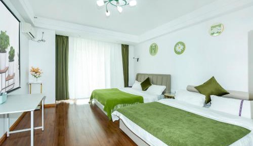 Family Room with Sea View