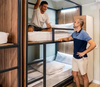Bed in 10-Bed Mixed Dormitory Room