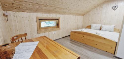 Standard Double Room with Shared Bathroom