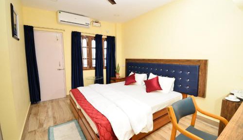 Double Room with Balcony and Sea View