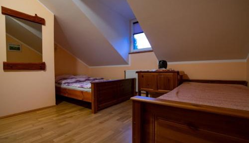 Triple Room with Private Bathroom