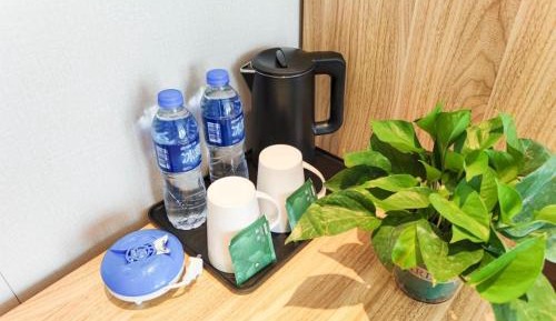 Fresh Twin Room with Inner Window