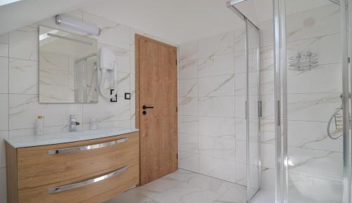 Luxury Quadruple Room