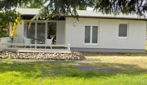 One-Bedroom Bungalow