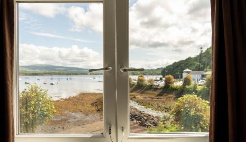 Twin Room with Shared Bathroom