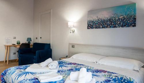 Luxury Triple Room