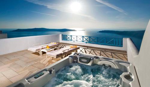 Honeymoon Suite with Hot Tub and Caldera View