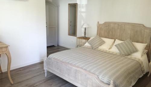 Deluxe Double Room with Extra Bed