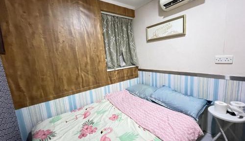 Single Room with Private Bathroom