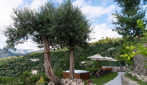 Superior Triple Room with Sea View