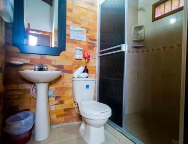 Twin Room with Private Bathroom