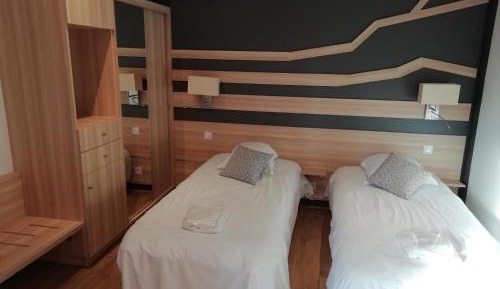 Quadruple Room - 4 single beds