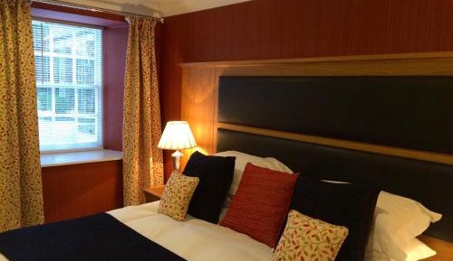 Deluxe Double Room with Bath