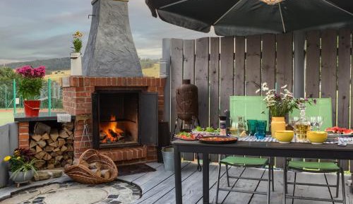 Suite with Mountain View