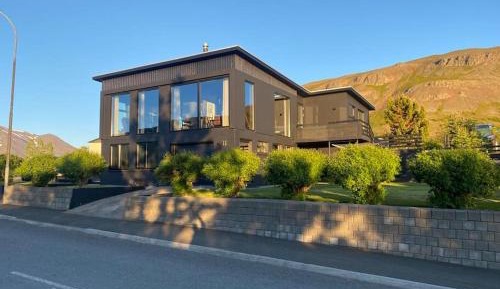 Deluxe Villa