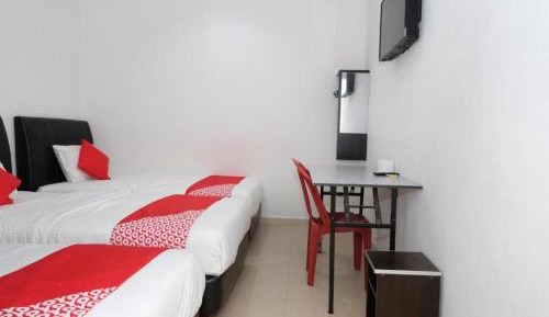 Triple Room with Private Bathroom