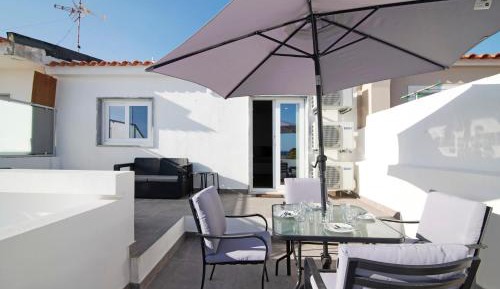 Three-Bedroom Superior Apartment