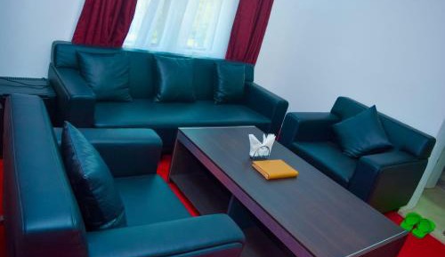 Deluxe Double Room (2 Adults + 1 Child)