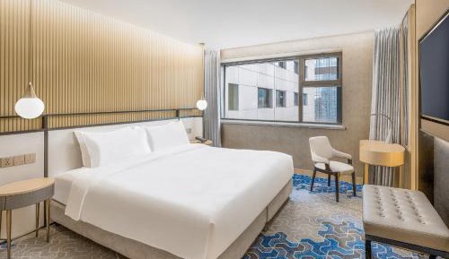 Junior King Suite
