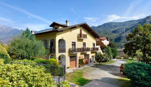 Three-Bedroom Superior Apartment