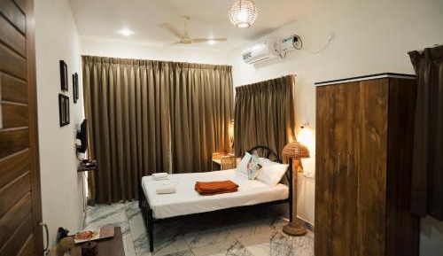 Deluxe Double Room with Balcony